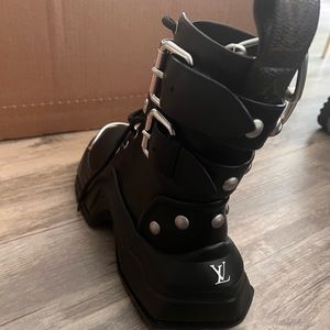 Louis Vuitton Archlight 2.0 Platform Ranger Boots